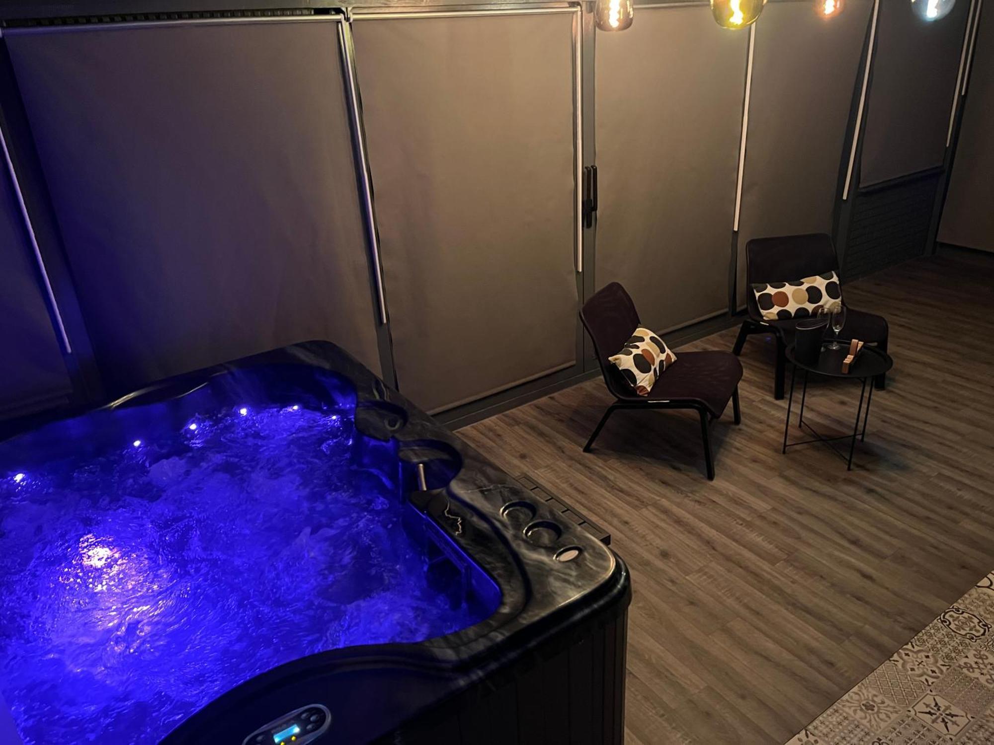 Pause Nature Sorbais Gite 2 Personnes Avec Grand Spa Privatif, Streaming Et Arrivee Autonome Exterior photo